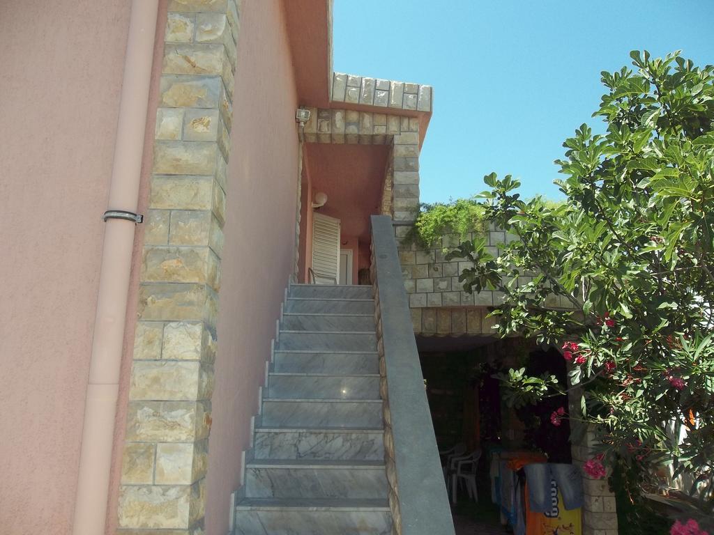 Apartmani Mira فير المظهر الخارجي الصورة