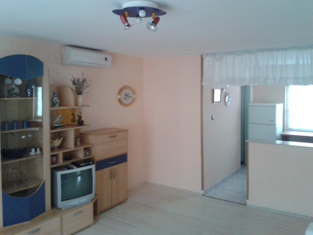 Apartmani Mira فير المظهر الخارجي الصورة