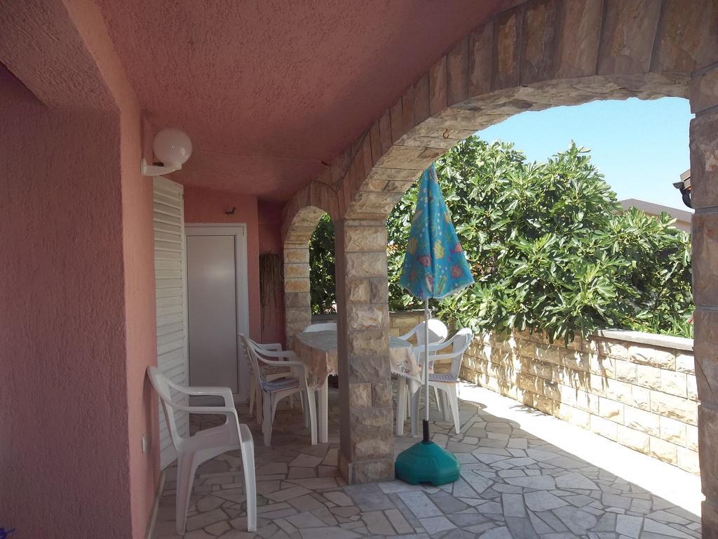 Apartmani Mira فير المظهر الخارجي الصورة
